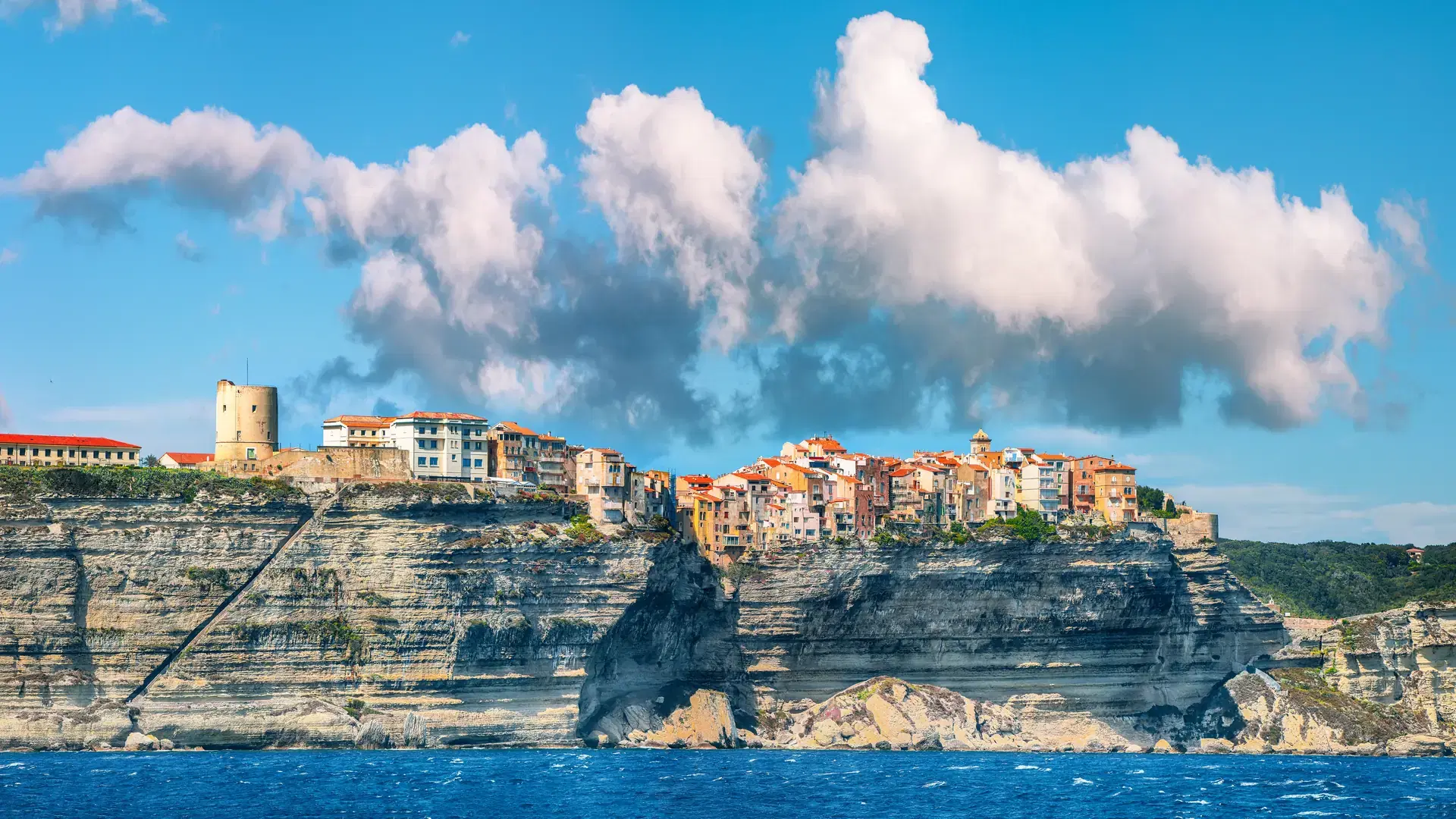 Astonishing view on Bonifacio town from the sea. Popular tourist destination on Corsica. Location: Bonifacio, Corsica; France, Europe