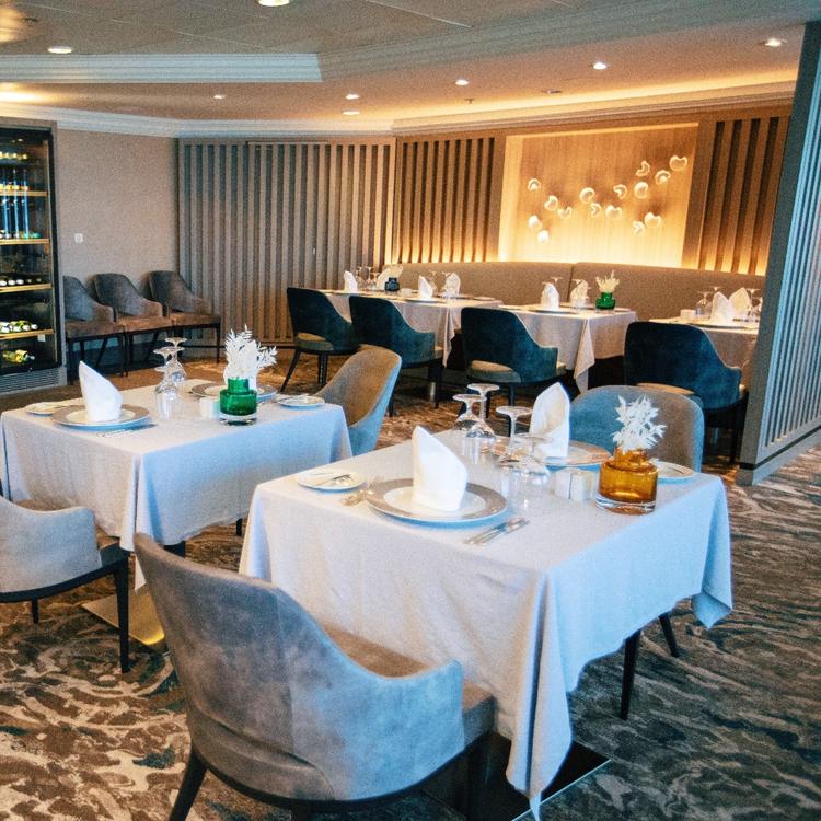 Elegant dining tables and chairs