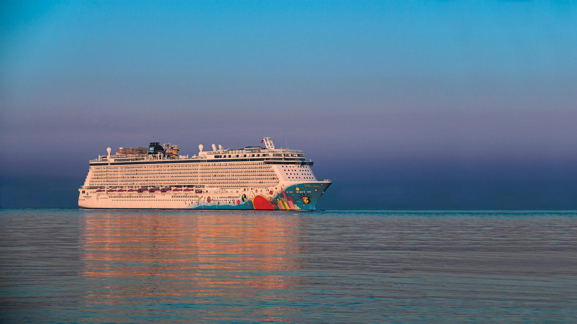829124: Norwegian Breakaway
