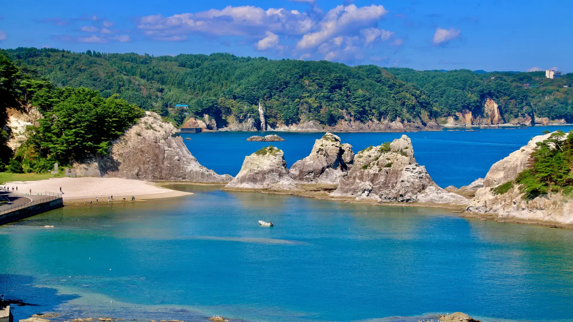 Jodogahama Beach (Miyako City, Iwate Prefecture)