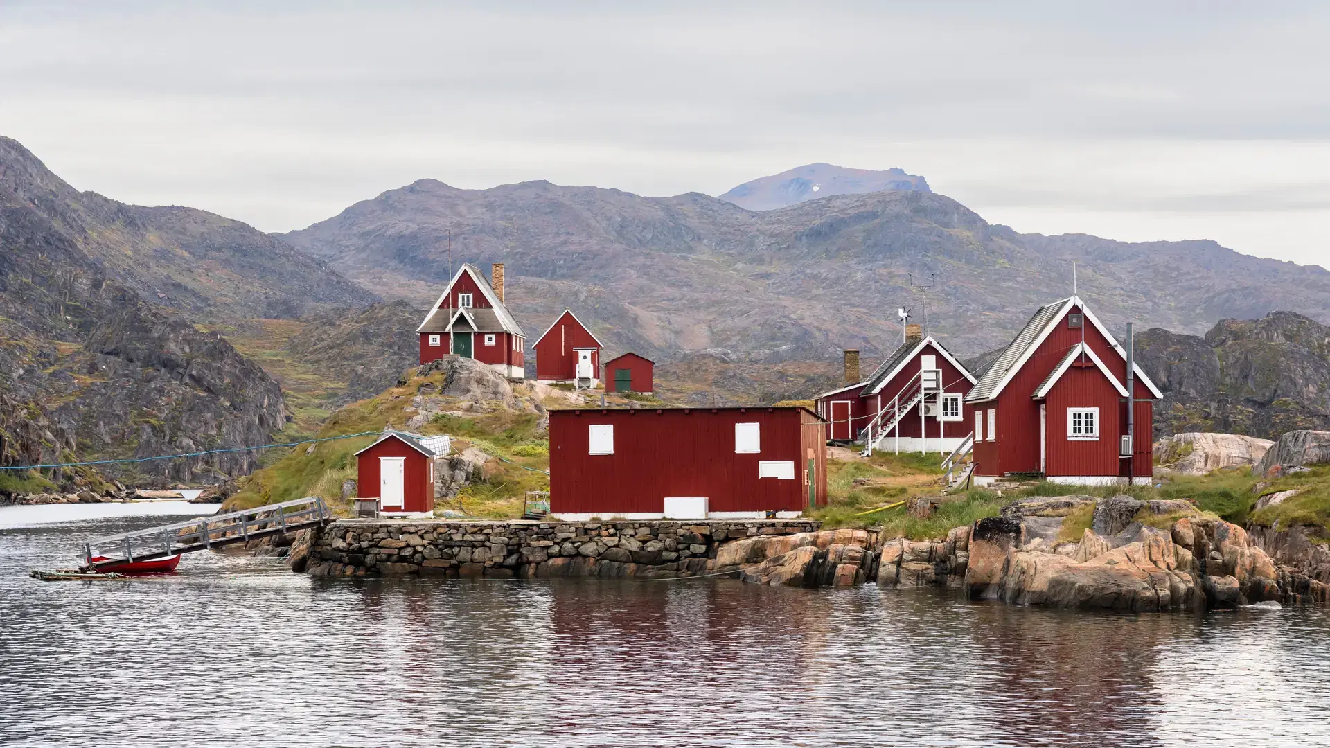 Hills and mountains on the Arctic Circle Trail which links Kangerlussuaq and Sisimiut, Greenland